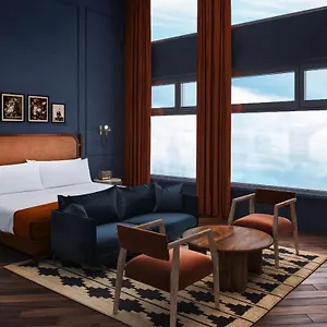 4* Hotel Life House, Lower Highlands